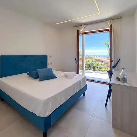 Casa Milly 4* 아제롤라